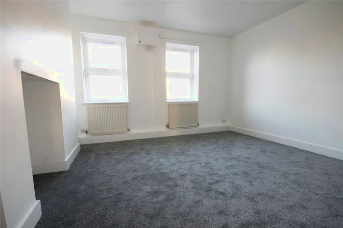 3 Bedroom Flat To Rent In Germander Way, West Ham, London, E15
