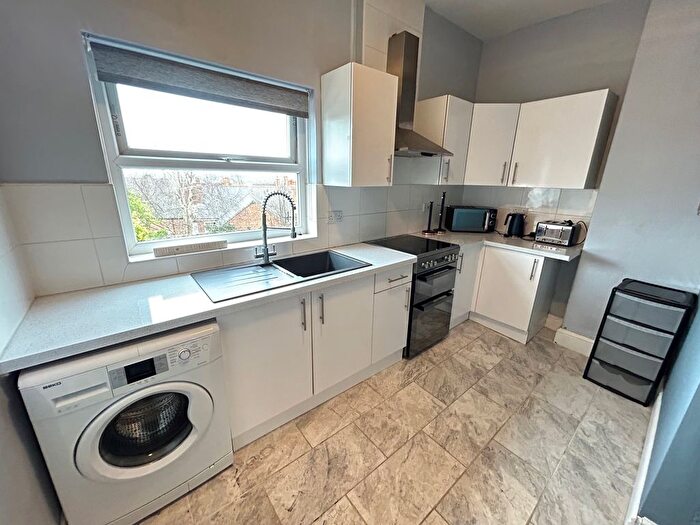 1 Bedroom Flat To Rent In Woodborough Road, Nottingham, NG3