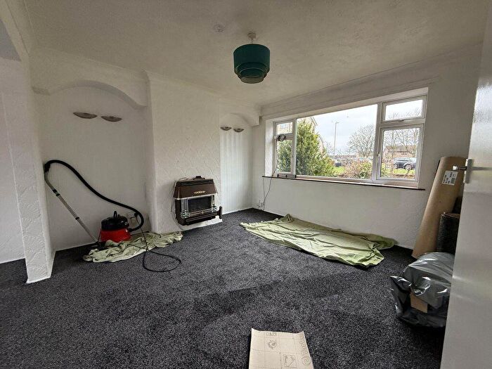 3 Bedroom Terraced House To Rent In Argyll Street, NN17