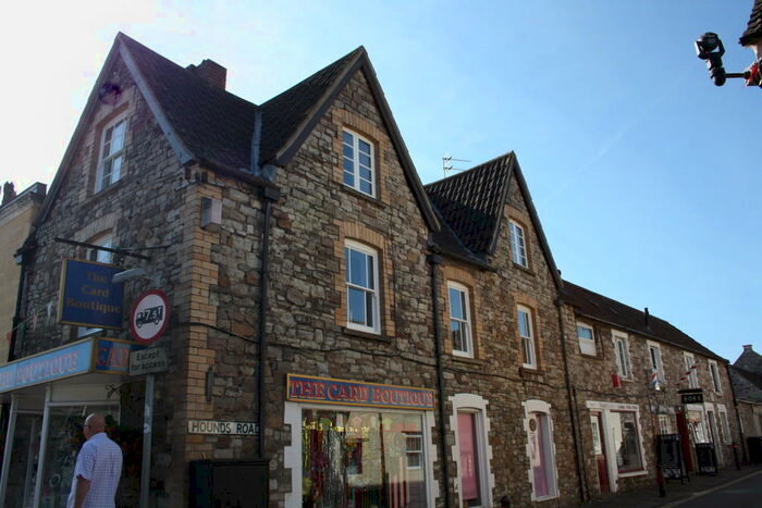 2 Bedroom Flat To Rent In Hounds Road, Chipping Sodbury, BS37