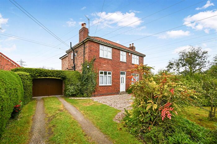 4 Bedroom Detached House For Sale In Murton Way, Osbaldwick, YO19