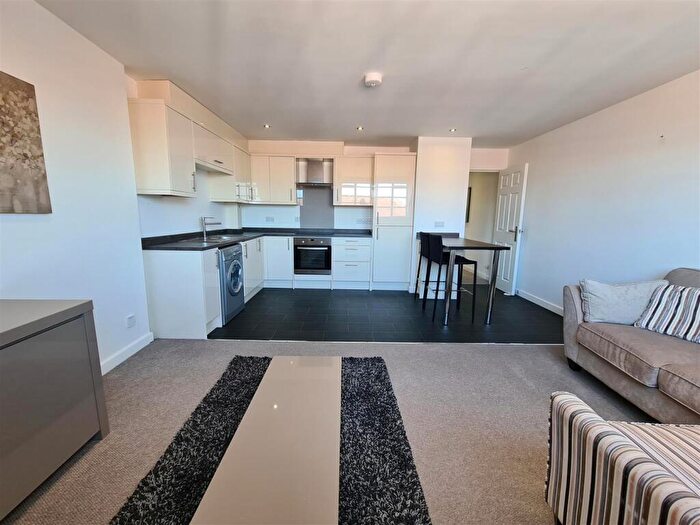 1 Bedroom Flat To Rent In Flat Lantern Court, High Street, Ely, CB7