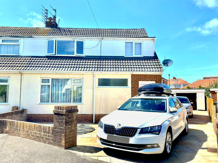 4 Bedroom Semi-Detached House To Rent In Ramshill Avenue, Poulton-le-Fylde, Lancashire, FY6