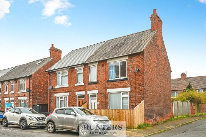 3 Bedroom Semi Detached House For Sale In Kitchener Street, Selby, YO8