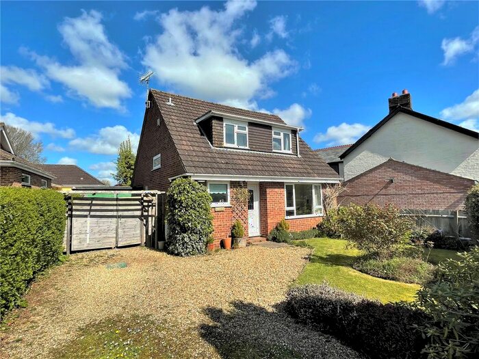 3 Bedroom Country House For Sale In School Road, Lover, Salisbury, Wiltshire, SP5