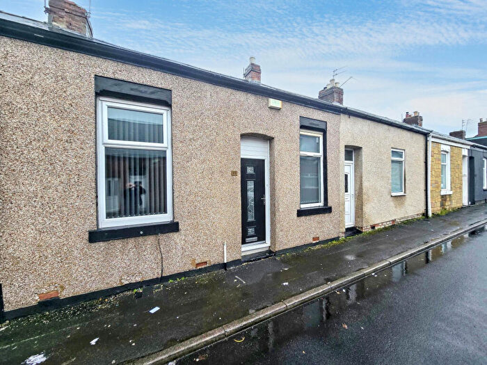 3 Bedroom Cottage For Sale In Exeter Street, Sunderland, Tyne And Wear, SR4