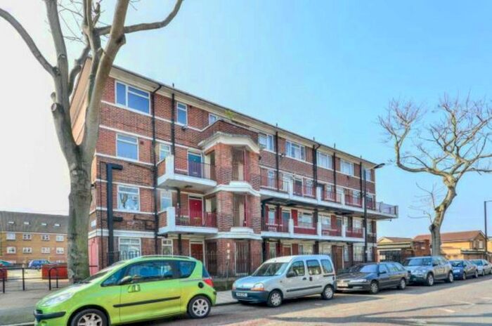 1 Bedroom Flat To Rent In Lynton Estate, Lynton Road, London, SE1