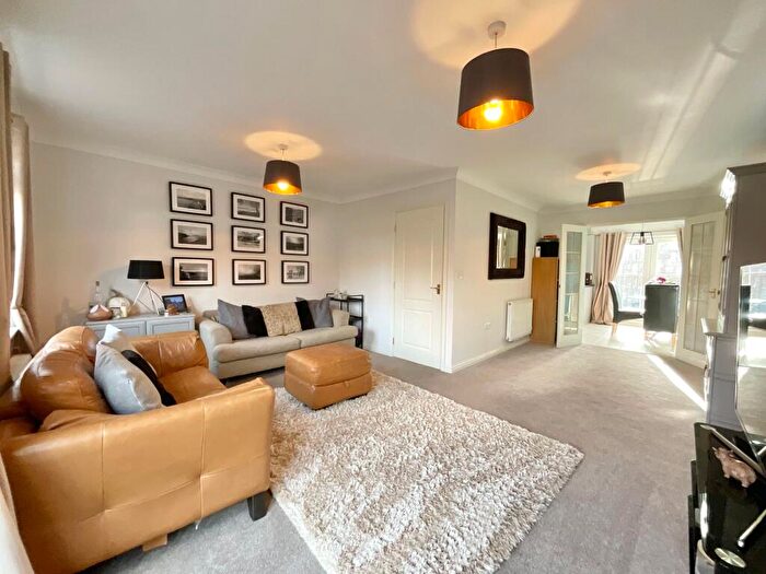 3 Bedroom Semi-Detached House For Sale In Williamson Drive, Nantwich, CW5