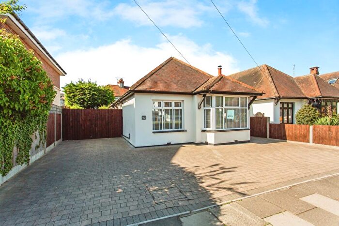 3 Bedroom Bungalow For Sale In Acacia Drive, Thorpe Bay, Essex, SS1