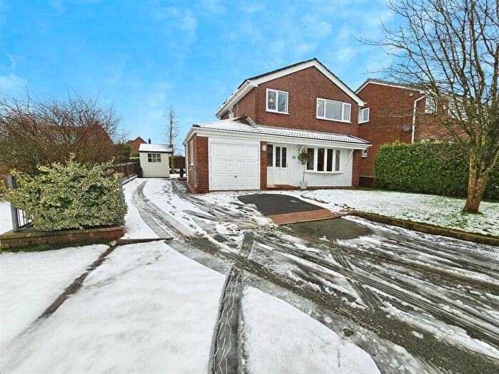 3 Bedroom Detached House For Sale In Trentley Drive, Biddulph Moor, Stoke-On-Trent, ST8