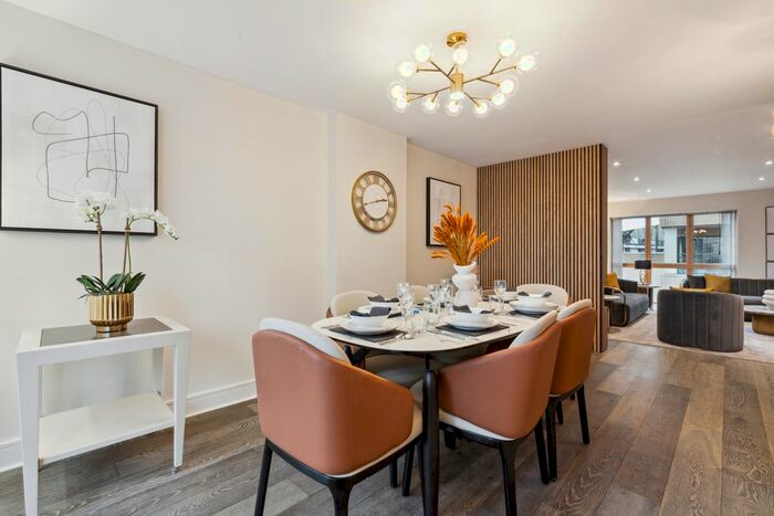 4 Bedroom Flat To Rent In Harrowby Street, Marylebone, W1H