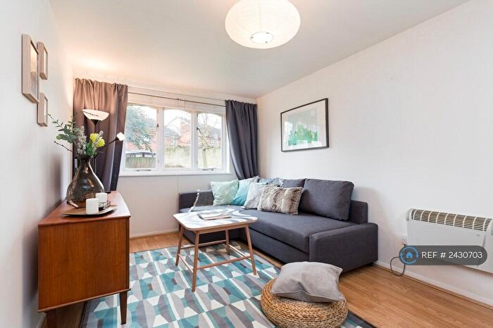 1 Bedroom Flat To Rent In Spa Court, London, SE16