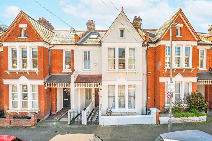 2 Bedroom Flat For Sale In Dagnan Road, Balham, SW12