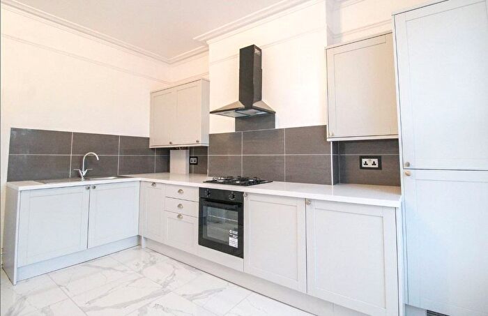 2 Bedroom Flat To Rent In Outram Road, Croydon, CR0