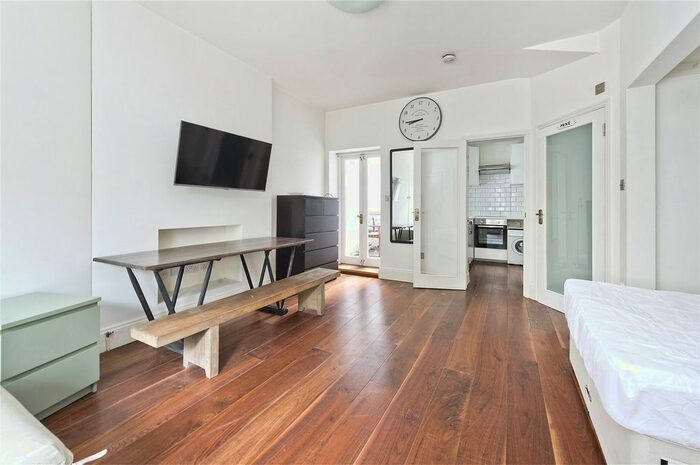 Studio To Rent In Sterndale Road, London, W14