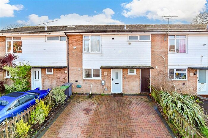3 Bedroom Terraced House For Sale In Purcell Close, Waterlooville, Hampshire, PO7