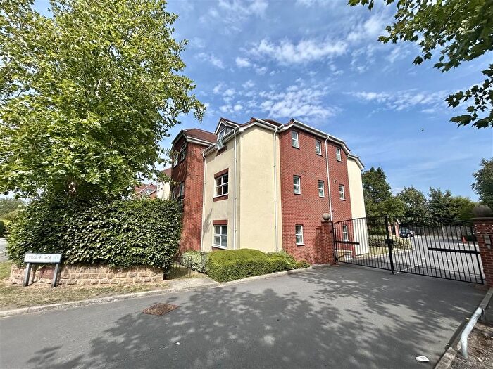 1 Bedroom Flat To Rent In Loughborough Road, West Bridgford, Nottingham, NG2