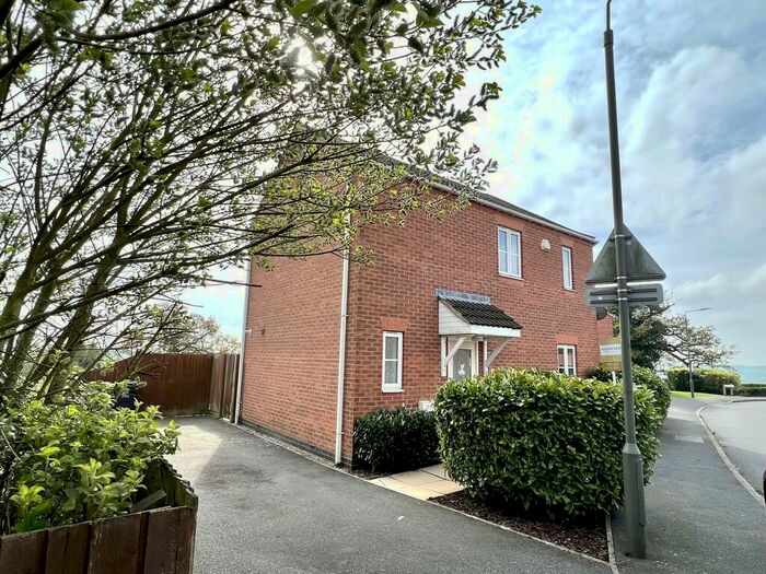 3 Bedroom Semi-Detached House To Rent In Ireton Close, Belper, DE56