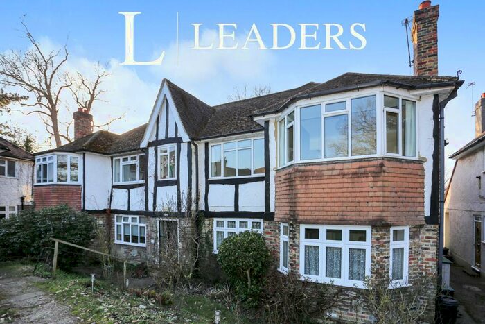 3 Bedroom Maisonette To Rent In The Knoll, Beckenham, BR3