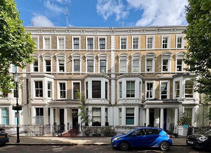 2 Bedroom Flat To Rent In Philbeach Gardens, London, SW5