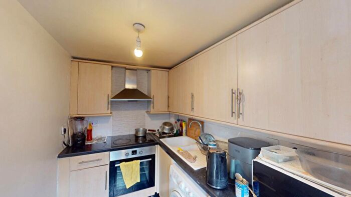 1 Bedroom Flat For Sale In Lansdowne Road, Croydon, CR0