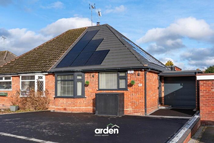 2 Bedroom Semi-Detached Bungalow For Sale In Hinton Avenue, Alvechurch, B48