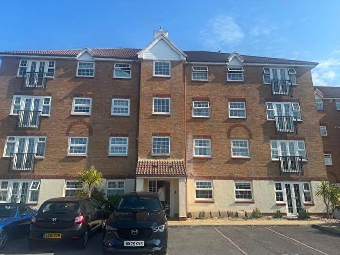 2 Bedroom Apartment To Rent In Watersedge, Anchor Close, Shoreham-By-Sea, BN43