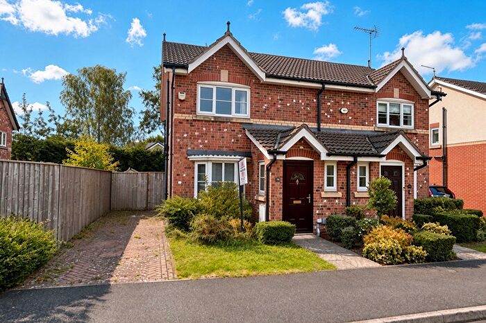 3 Bedroom Semi-Detached House For Sale In Lawnhurst Close, Cheadle Hulme, SK8