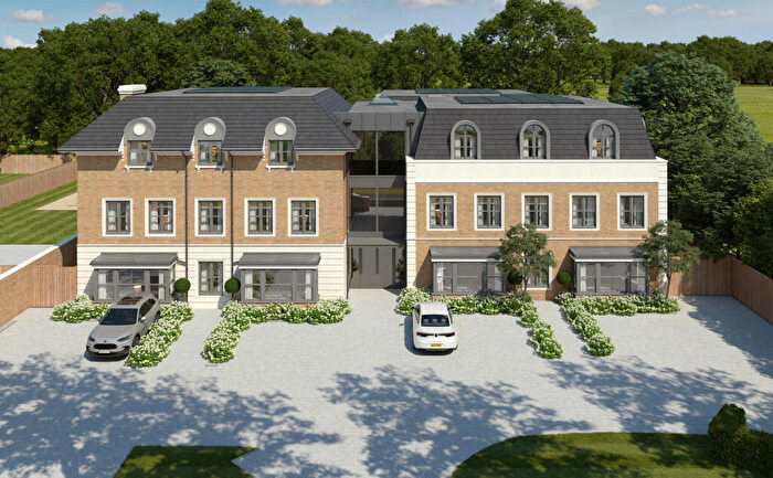 3 Bedroom Apartment For Sale In Shalford Lodge, Kingston Hill, KT2