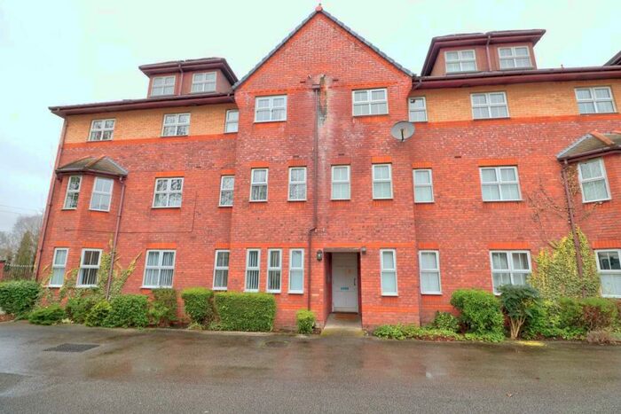 2 Bedroom Apartment To Rent In The Spinnakers, Aigburth, L19