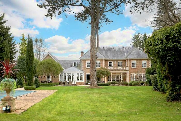 5 Bedroom Detached House For Sale In Titlarks Hill, Ascot, Berkshire, SL5