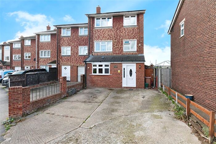 5 Bedroom End Terrace House For Sale In Godman Road, Grays, Essex, RM16