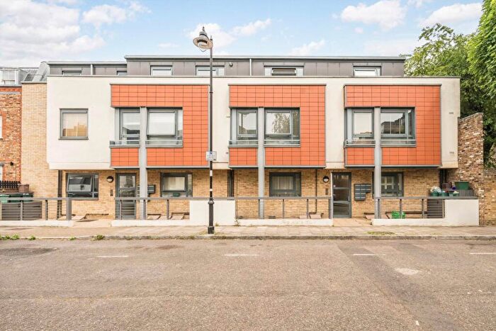 1 Bedroom Flat To Rent In Barnsbury Grove, Holloway, N7