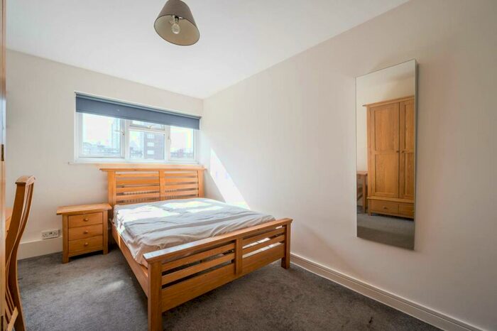 3 Bedroom Flat To Rent In Shaftesbury Street, Islington, London, N1