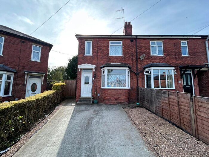 3 Bedroom End Of Terrace House To Rent In The Circle, Hessle, HU13