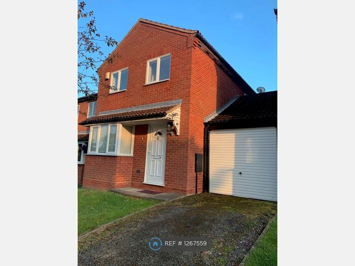 3 Bedroom Detached House To Rent In Attingham Hill, Great Holm, Milton Keynes, MK8