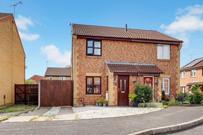 2 Bedroom Semi-Detached House For Sale In Hatton Crofts, Long Eaton, NG10