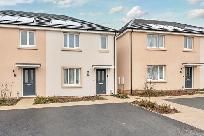 2 Bedroom Semi-Detached House To Rent In Basin Walk, South Molton, EX36