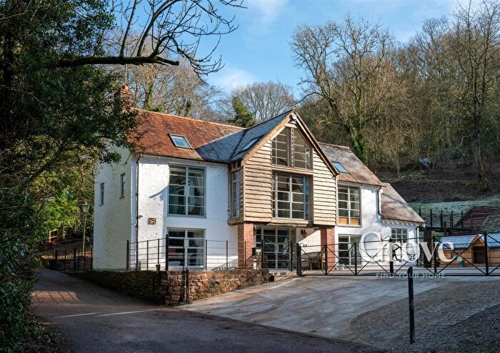 5 Bedroom Detached House For Sale In Clatterbach, Clent, DY9