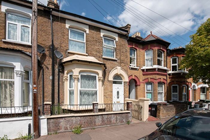 4 Bedroom Terraced House For Sale In Ferndale Road, Leytonstone, London, E11