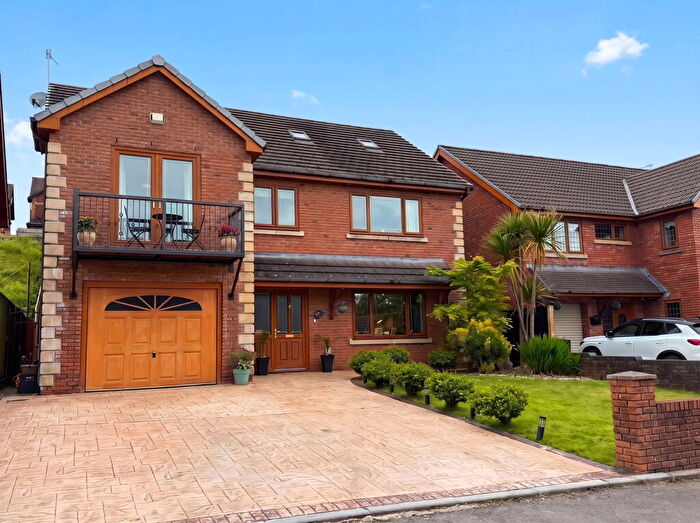 6 Bedroom Detached House For Sale In Cwrt Coed Parc, Maesteg, CF34