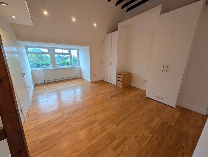 1 Bedroom Studio To Rent In A Edgware Way, Flat B, Edgware, Middlesex, HA8