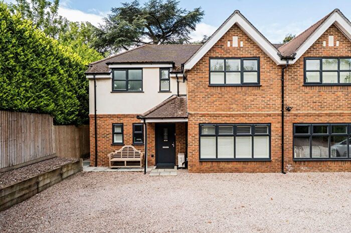 3 Bedroom Semi Detached House For Sale In Ermyn Way, Leatherhead, KT22
