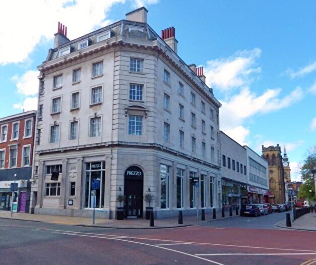 2 Bedroom Property To Rent In Lord Street, Southport, Merseyside, PR8