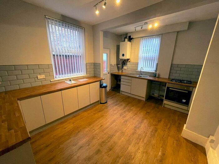 4 Bedroom House To Rent In Molyneux Road, Waterloo, -Available With The Zero Deposits Scheme, L22