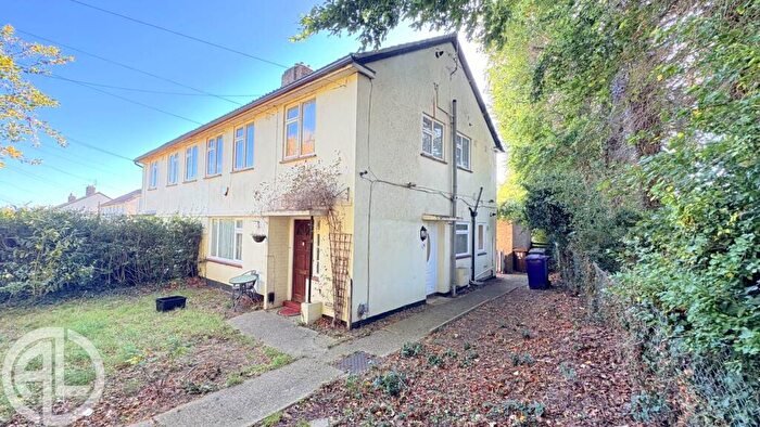 1 Bedroom Maisonette For Sale In Icknield Way, Letchworth Garden City, Hertfordshire, SG6