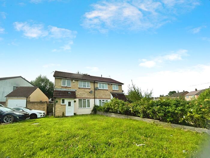 3 Bedroom Property To Rent In Laureate Close, Llanrumney, Cardiff, CF3