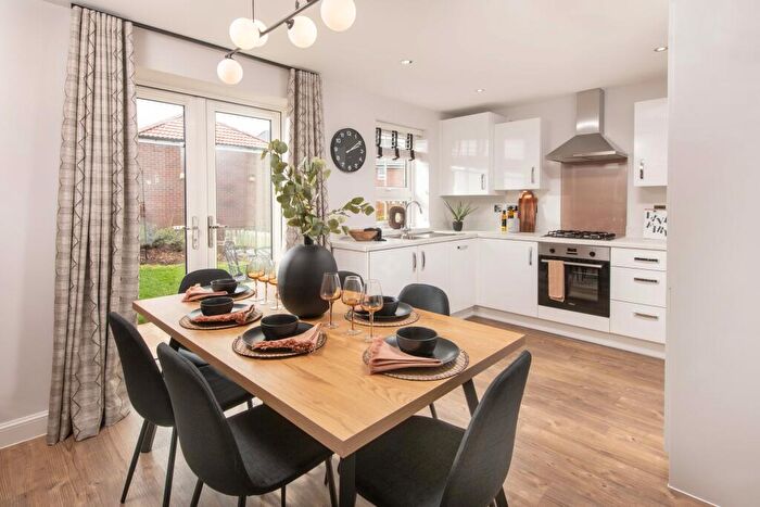 3 Bedroom Semi Detached House For Sale In Llewelyn Road, Penllergaer, Swansea, SA4