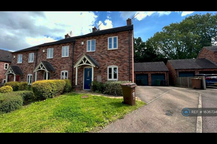3 Bedroom Semi-Detached House To Rent In Adams Close, Hartshorne, Swadlincote, DE11