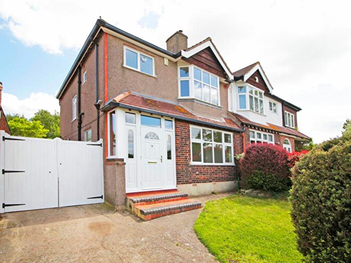 3 Bedroom Semi-Detached House To Rent In Court Farm Road, London, SE9